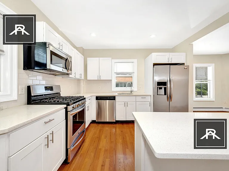 11-13 Winter Hill Rd #1 — Photo 18