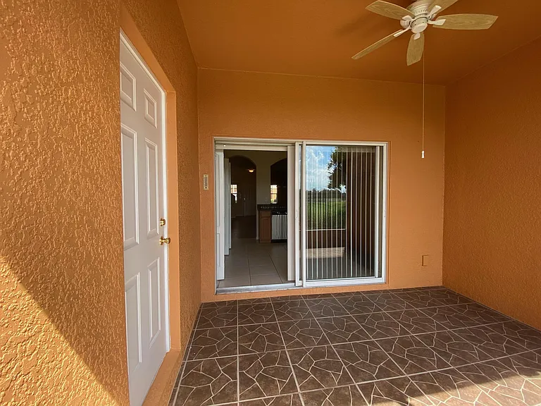 4185 Winding Vine Dr — Photo 9