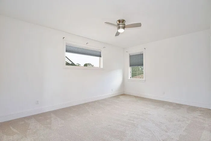 10822 Mobberley Cir — Photo 32