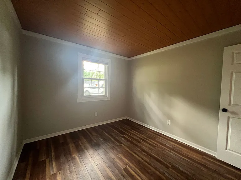 1008 Stillwood Ct — Photo 27