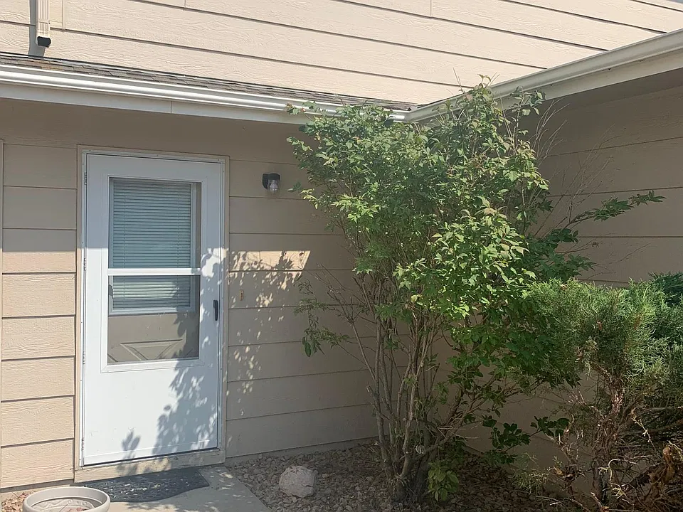 7541 Banner Ct