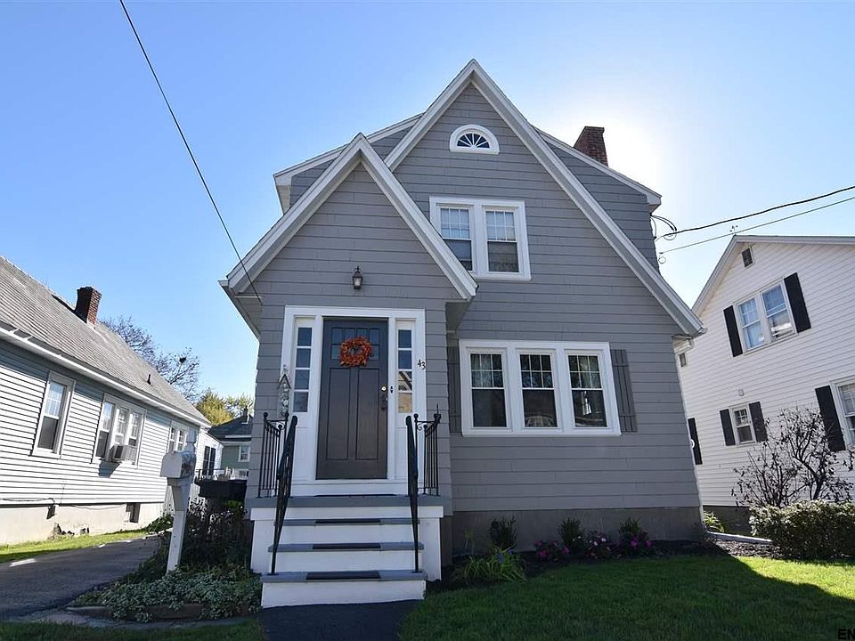 1st image of 43 Meadowlawn Ave