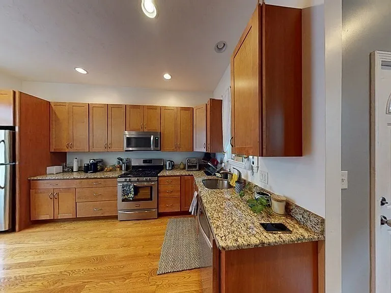 14 Holbrook St #1 — Photo 13