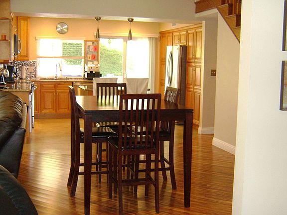 Family Dining Kitchen