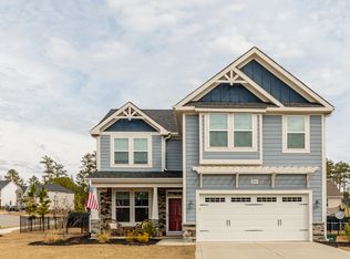 205 Parrish Ln, Whispering Pines, NC 28327