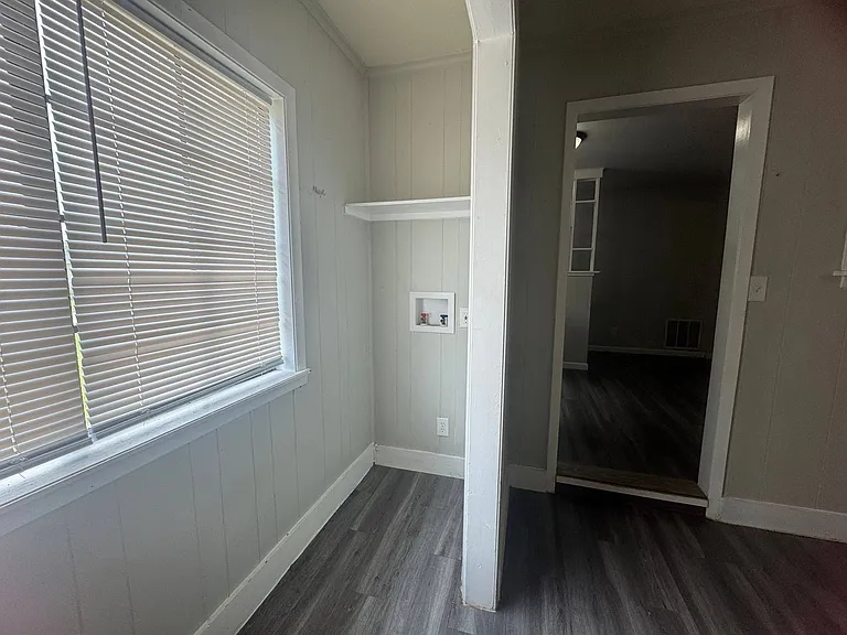 204 W Garden Dr — Photo 8