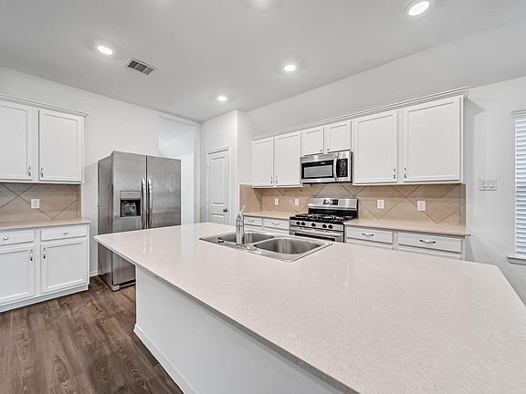 5th image of 2847 Mistygate Ct