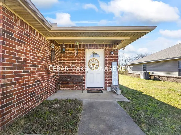 1290 Dove Loop #B — Photo 2