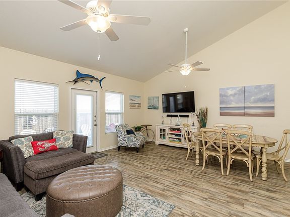 5th image of 15104 Dory Dr