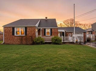 40 Lauzier Ter, Chicopee, MA 01020