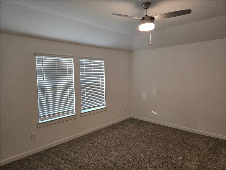 31710 Carlisle Cove Ct — Photo 20