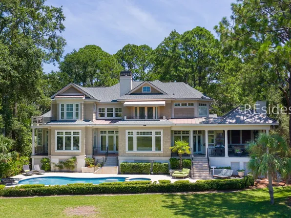 3 Gull Point Rd, Hilton Head Island, SC 29928