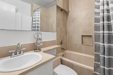 Rented by BARNES New York