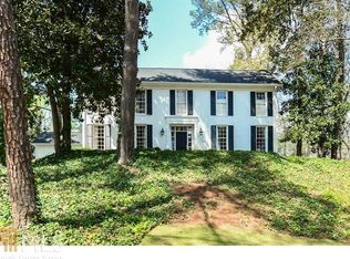 901 Hawick Dr NW, Atlanta, GA 30327