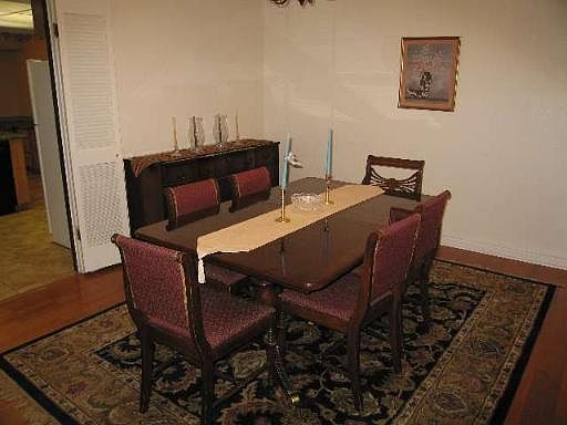 3rd image of 13623 CARLTON OAKS DR