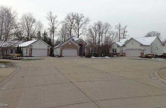 5th image of 18445 Bunker Hill Dr