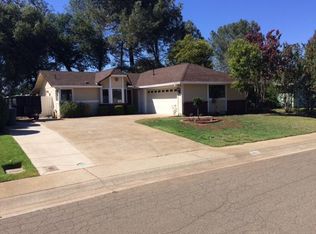 3880 Bluffside Ct, Redding, CA 96002