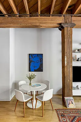 Sold by Compass | media 20