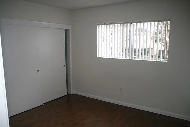 Villa Vista Apartments — Photo 6