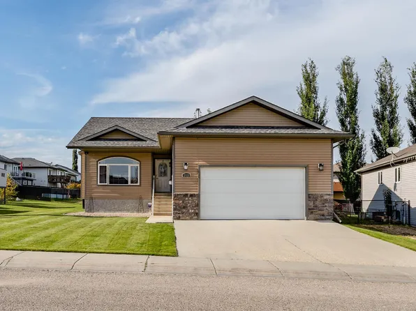 3924 44th Ave, Drayton Valley, AB T7A 0A1