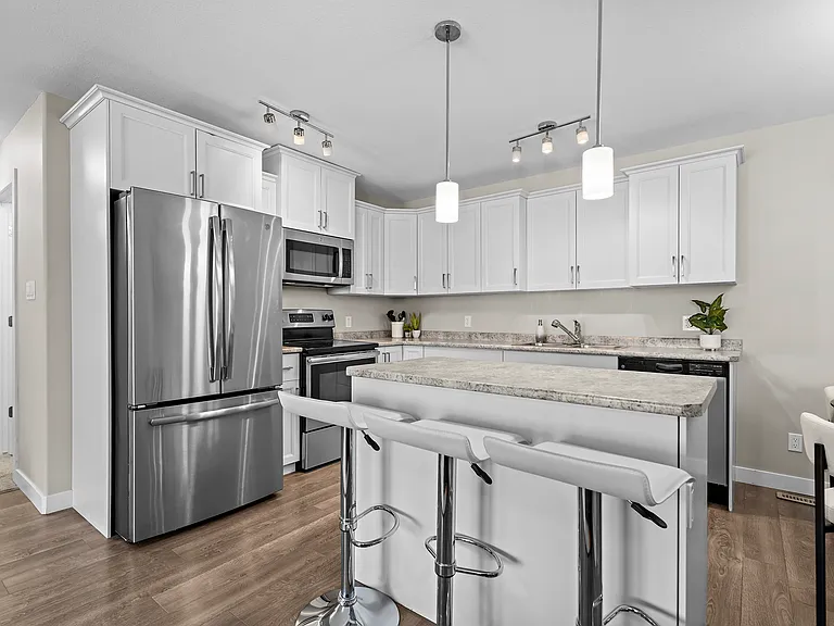 819 Chester Rd — Photo 12