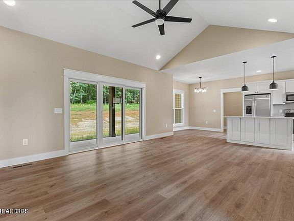 2nd image of 108 Mason Ln