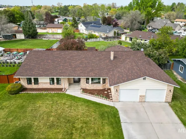 600 Donna Dr, Nampa, ID 83686