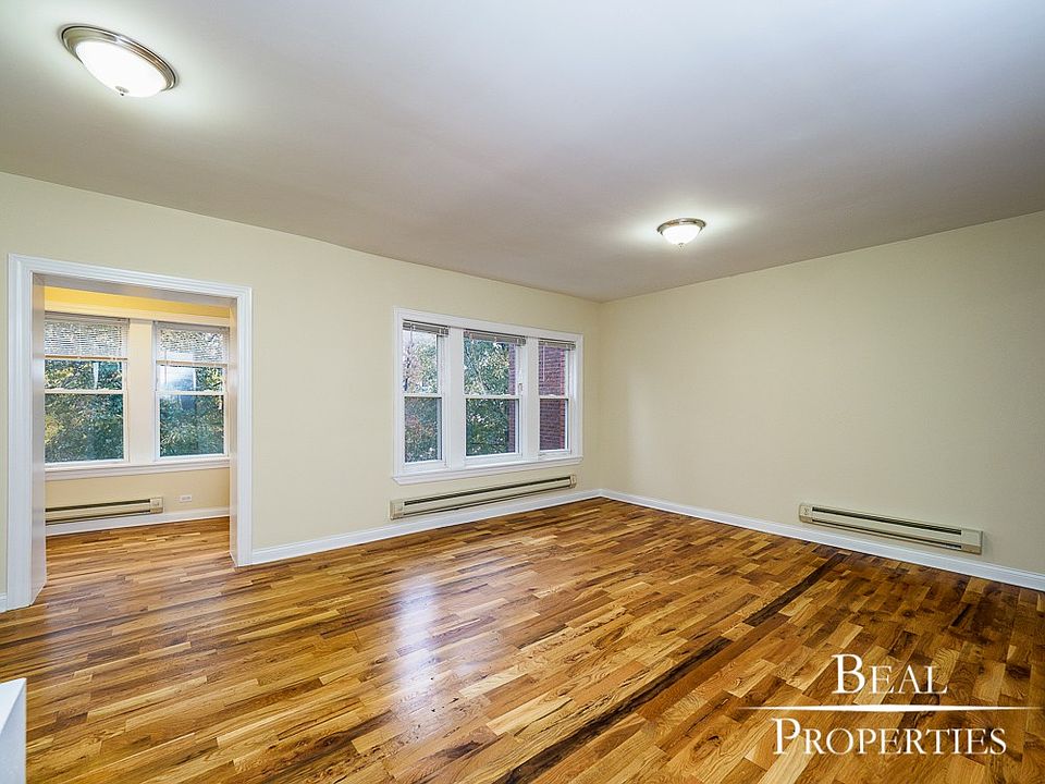 1st image of 4427 N Wolcott Ave #B2