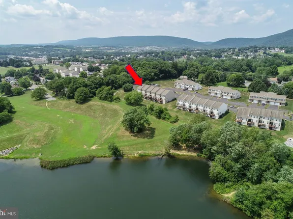 79 Helene Ct, Hamburg, PA 19526