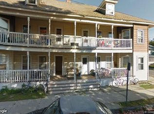 60 School St #2, Burlington, VT 05401