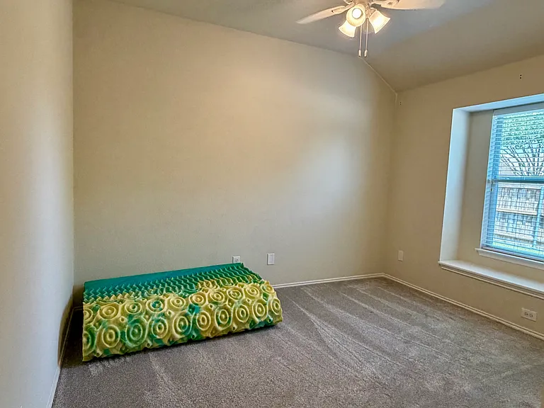 3017 Sweetleaf Dr — Photo 15