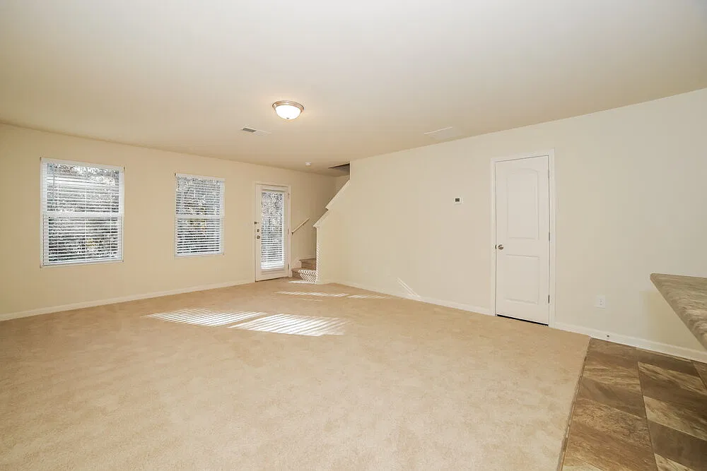 3 bed, 2.5 bath, 1508 sqft, $2,420 — Photo 4