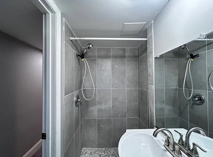 1399 Gittings Ave — Photo 7