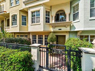 2558 Gardens Pkwy, Palm Beach Gardens, FL 33410