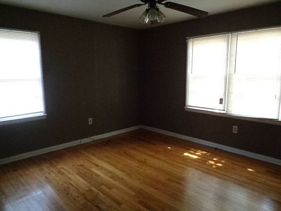4th image of 2141 E Central Ave