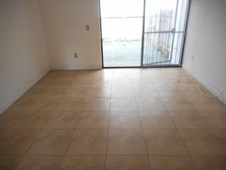 4th image of 1901 NW South River Dr APT 6A