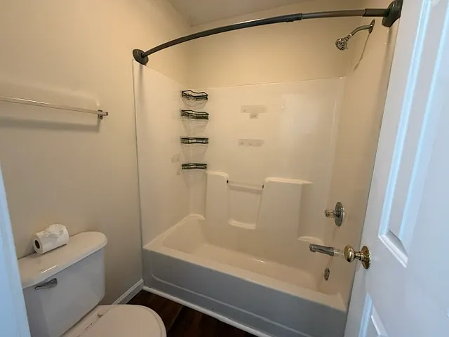 Sleepy Hollow Townhomes — Photo 31