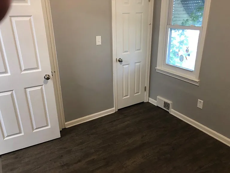 812 Cleophus Pkwy — Photo 10