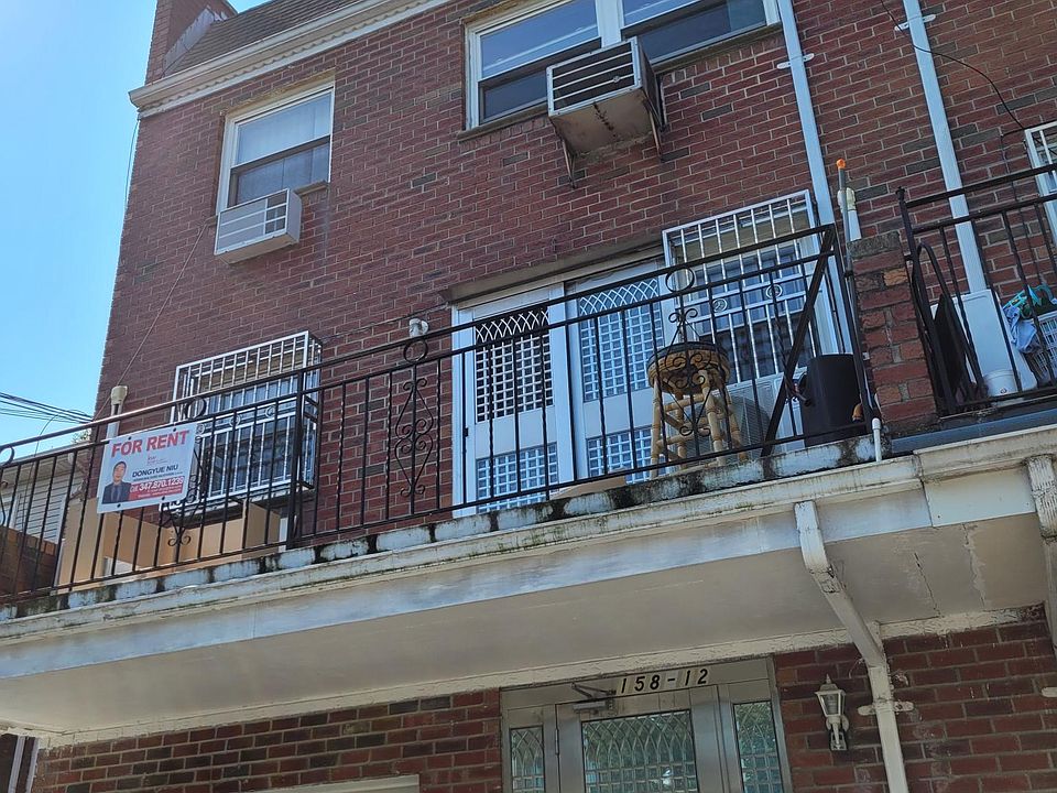 1st image of 15812 65th Ave Floor 2