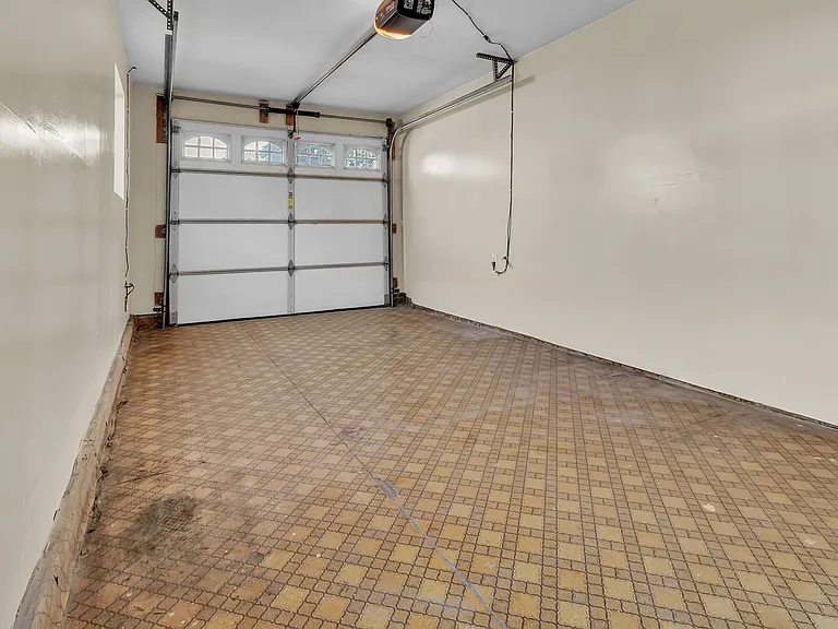1239 W Carlton Pl — Photo 23