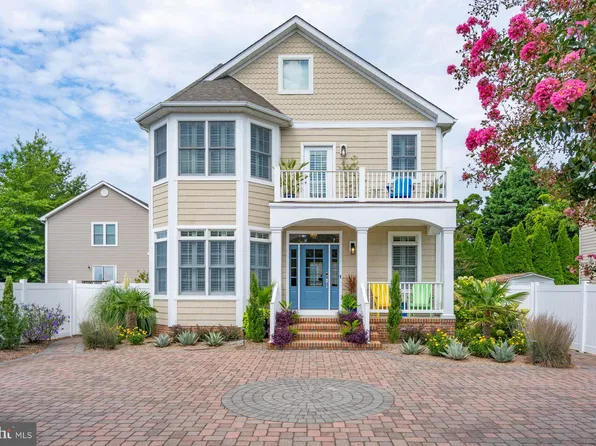 38175 Robinsons Dr, Rehoboth Beach, DE 19971