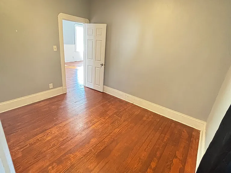 17 Stapleton St #2 — Photo 7