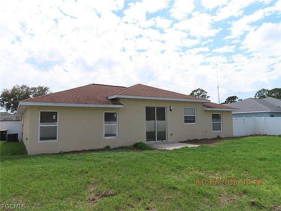 2nd image of 115 Chieftain St NW