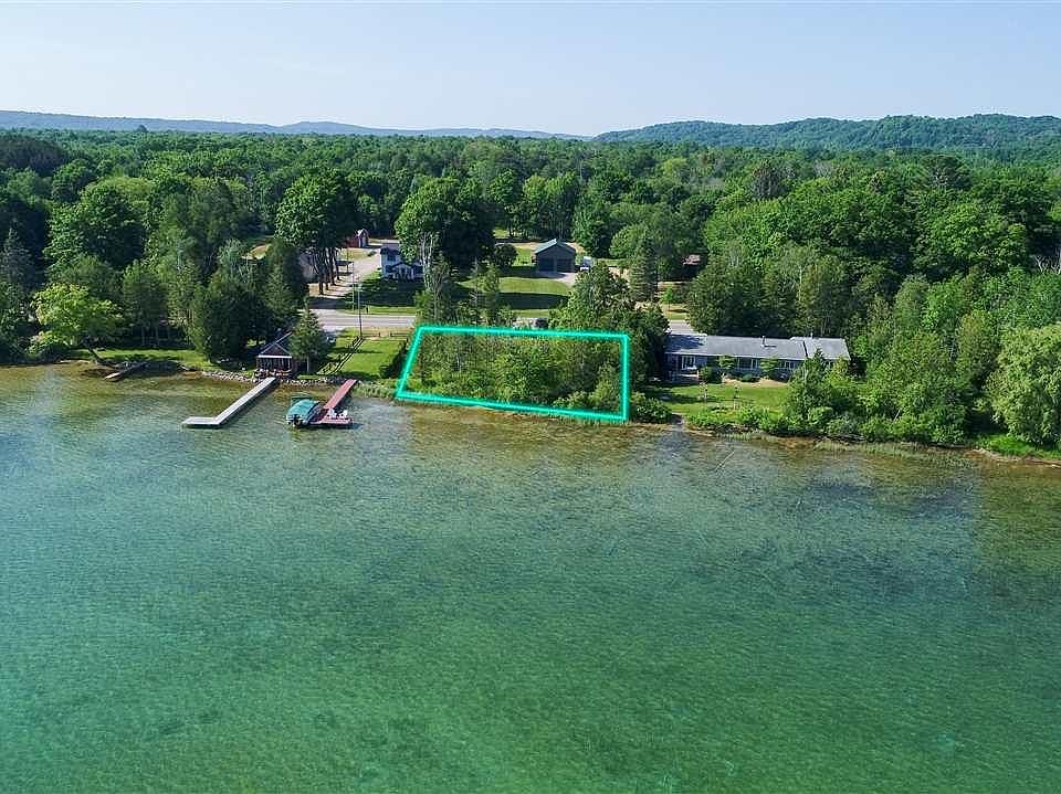 264 E Harbor Hwy, Maple City, MI 49664 Zillow