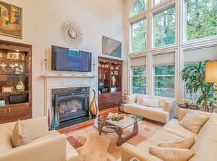 50 Lara Pl #404, Warren, NJ 07059