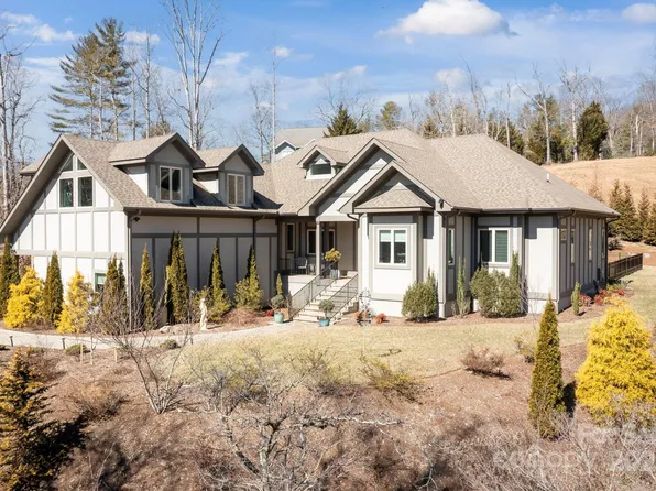 22 Keswick Dr, Asheville, NC 28803
