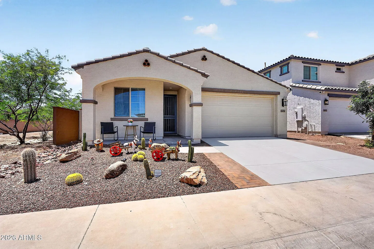 5 bed, 1960 sqft, $2,500 — Photo 2