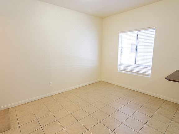 5th image of 8800 Etiwanda Ave APT 4