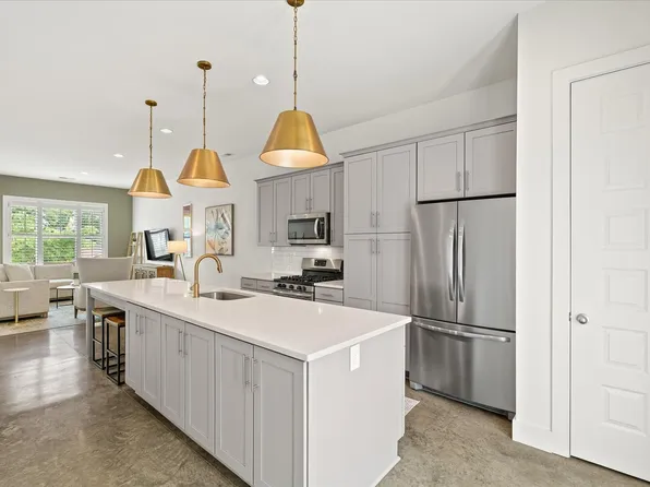 678 James Ave, Nashville, TN 37209