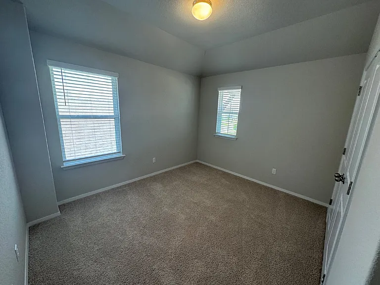 390 Delta Crst — Photo 19